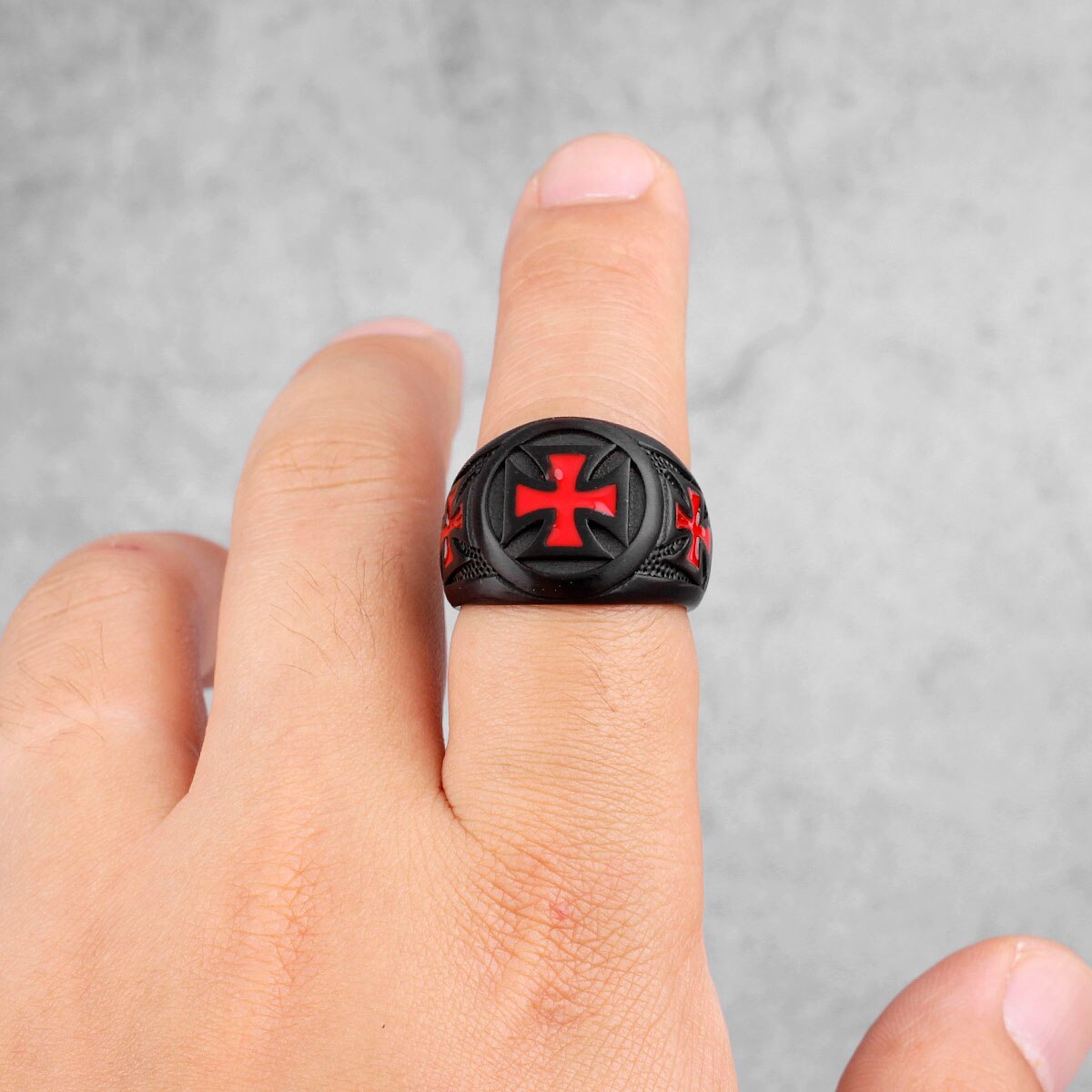 Red Cross Black Stainless Steel Mens Rings Religion Punk Hip Hop for Male Boyfriend Biker Jewelry Creativity Gift Wholesale