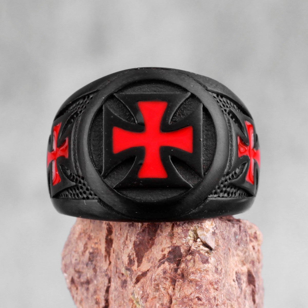 Red Cross Black Stainless Steel Mens Rings Religion Punk Hip Hop for Male Boyfriend Biker Jewelry Creativity Gift Wholesale